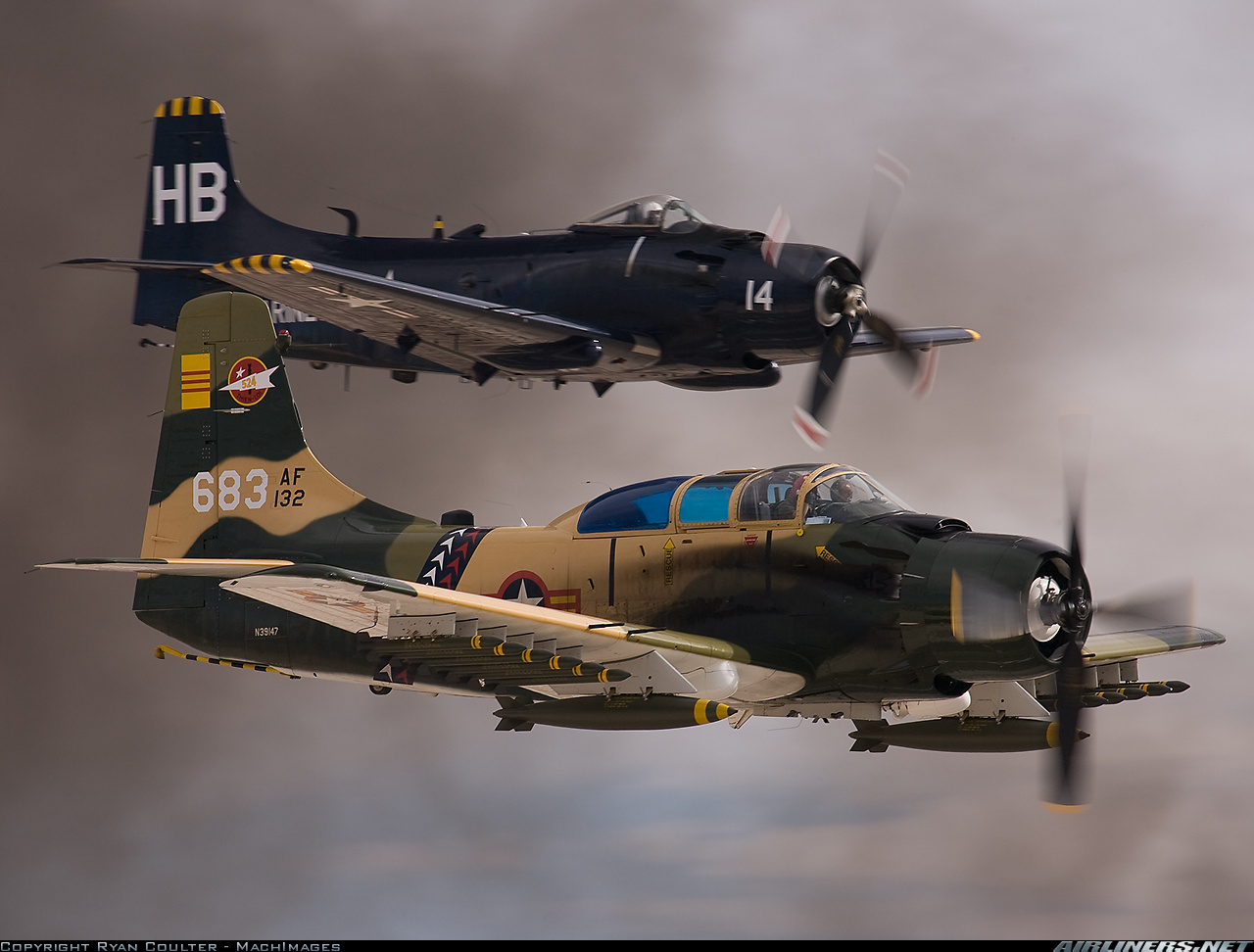 Douglas A-1E Skyraider.jpg