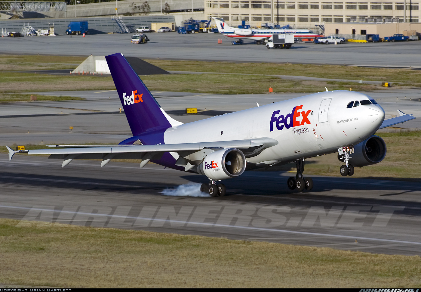 Airbus A310-324(F).jpg